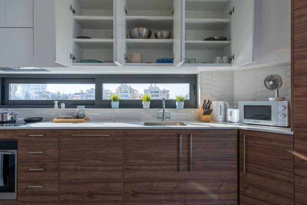 Thalassa 2-Bedroom Apartment In Λάρνακα Εξωτερικό φωτογραφία