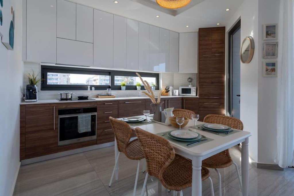 Thalassa 2-Bedroom Apartment In Λάρνακα Εξωτερικό φωτογραφία